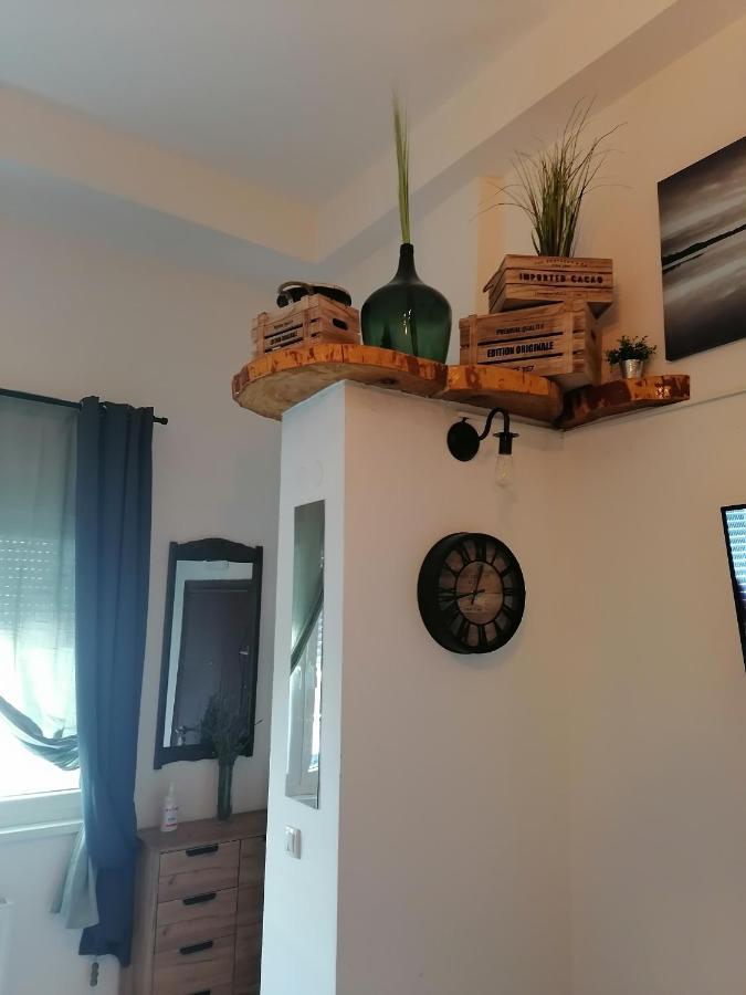 Apartman Stimac เวโทรวาราดิน ภายนอก รูปภาพ